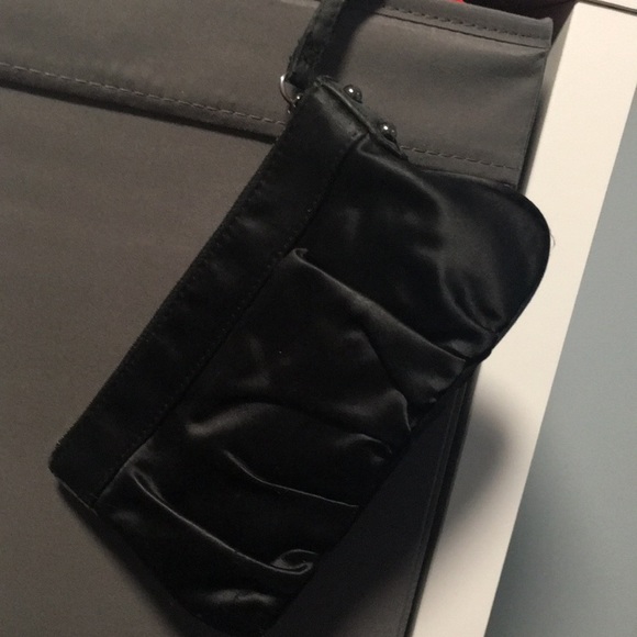 cute studded Wristlet - Picture 6 of 6